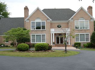 6325 Stoneham Ln, Mc Lean, VA 22101