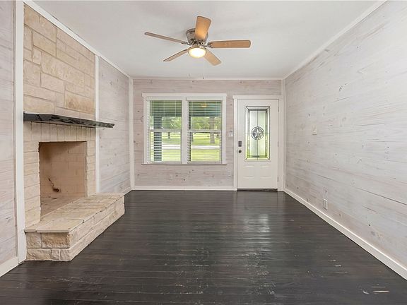 3rd image of 2283 Tigerpoint Rd