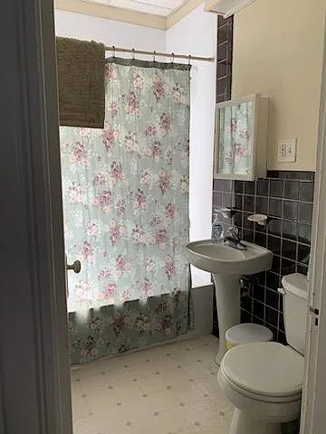 42 Belknap St #2 — Photo 8