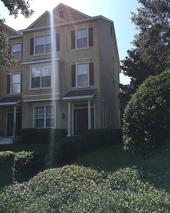 2nd image of 717 Palmerston Pl