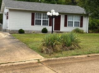 1413 Vine St, Poplar Bluff, MO 63901
