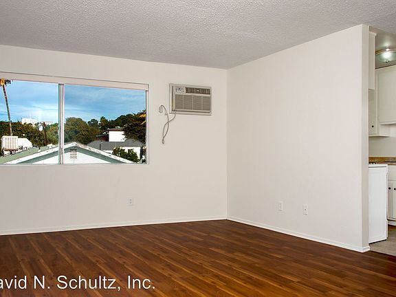 4th image of 3348 Andrita St APT 16