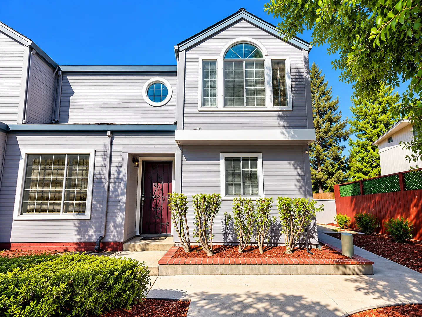 Townhome For Rent In Carmichael, Ca — Photo 1