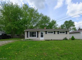 2889 Polly Rd, Ravenna, OH 44266