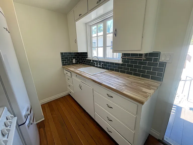 240 Vista Glen Ln #240 — Photo 8