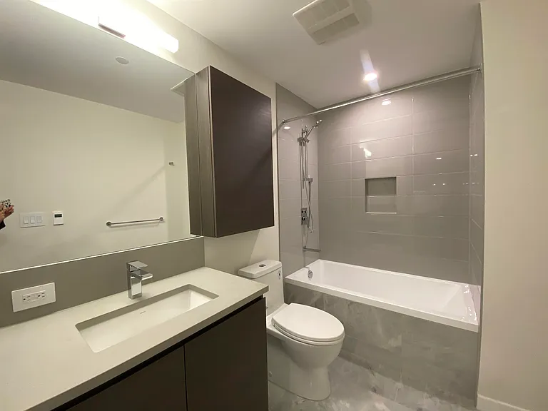 4168 Lougheed Hwy #1803 — Photo 6