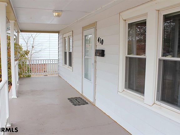 3rd image of 410 S Burg St
