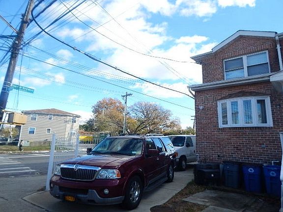 3rd image of 16122 140th Ave