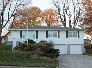205 Lincoln St, Denver, IA 50622