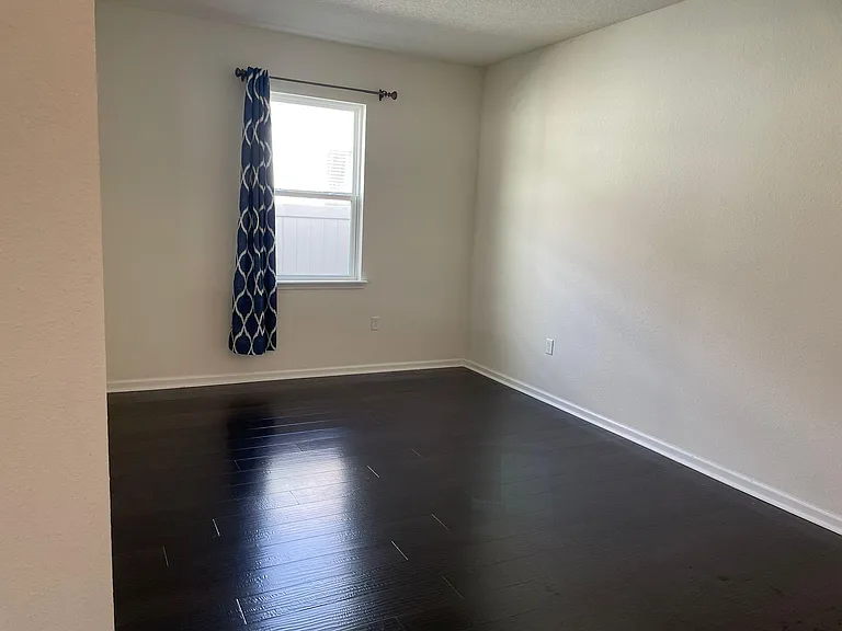 3167 Hawks Hill Ln — Photo 11