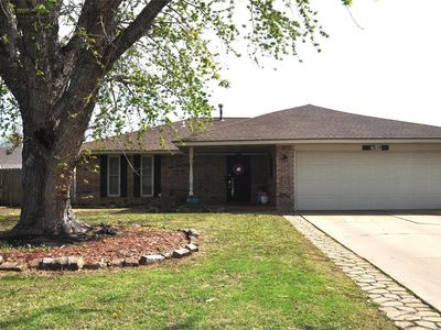 508 Ladd Cir, Moore, OK, 73160