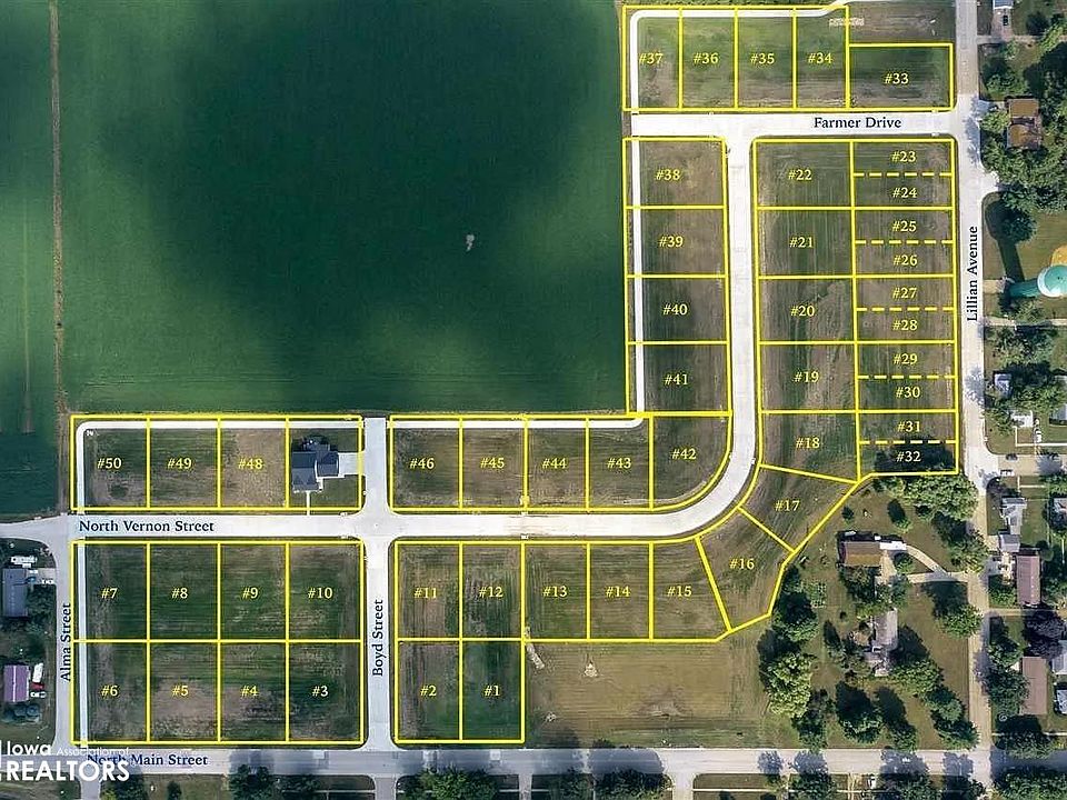 2nd image of 418 N Vernon St