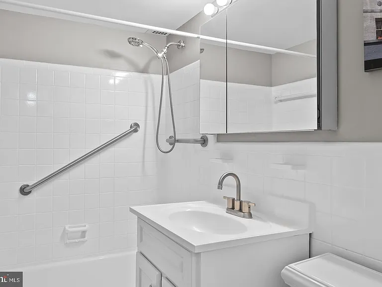 4600 Connecticut Ave NW #904 — Photo 23