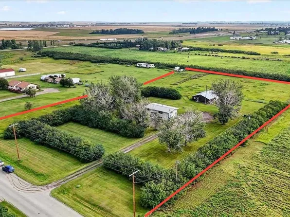 241196 E Lakeview Rd, Chestermere, AB T1X 0M6