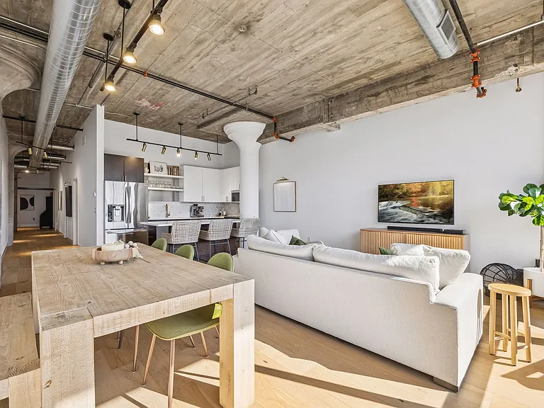 618 Washington Ave N #505 — Photo 9