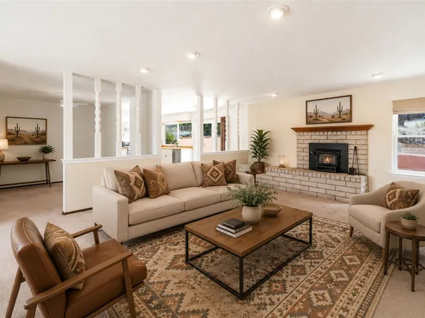 2211 Portavela St, Santa Fe, NM 87505