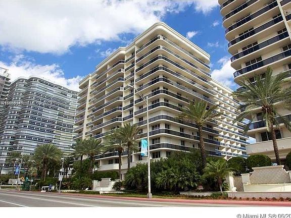 2nd image of 9559 Collins Ave #S5-c