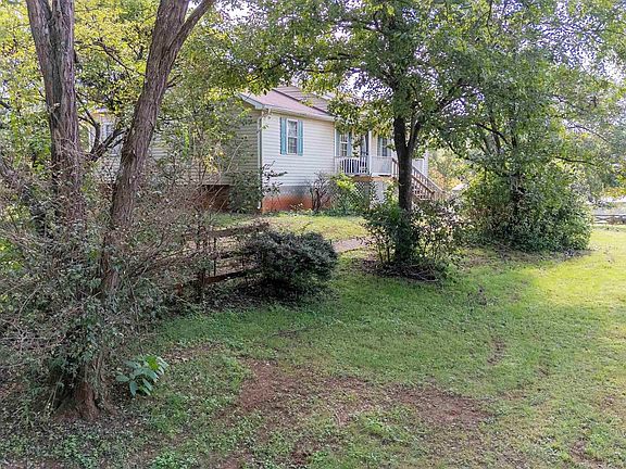3rd image of 7467 Robinson River Rd