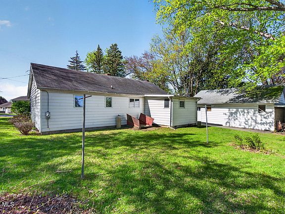 3rd image of 351 Farm To Market Road