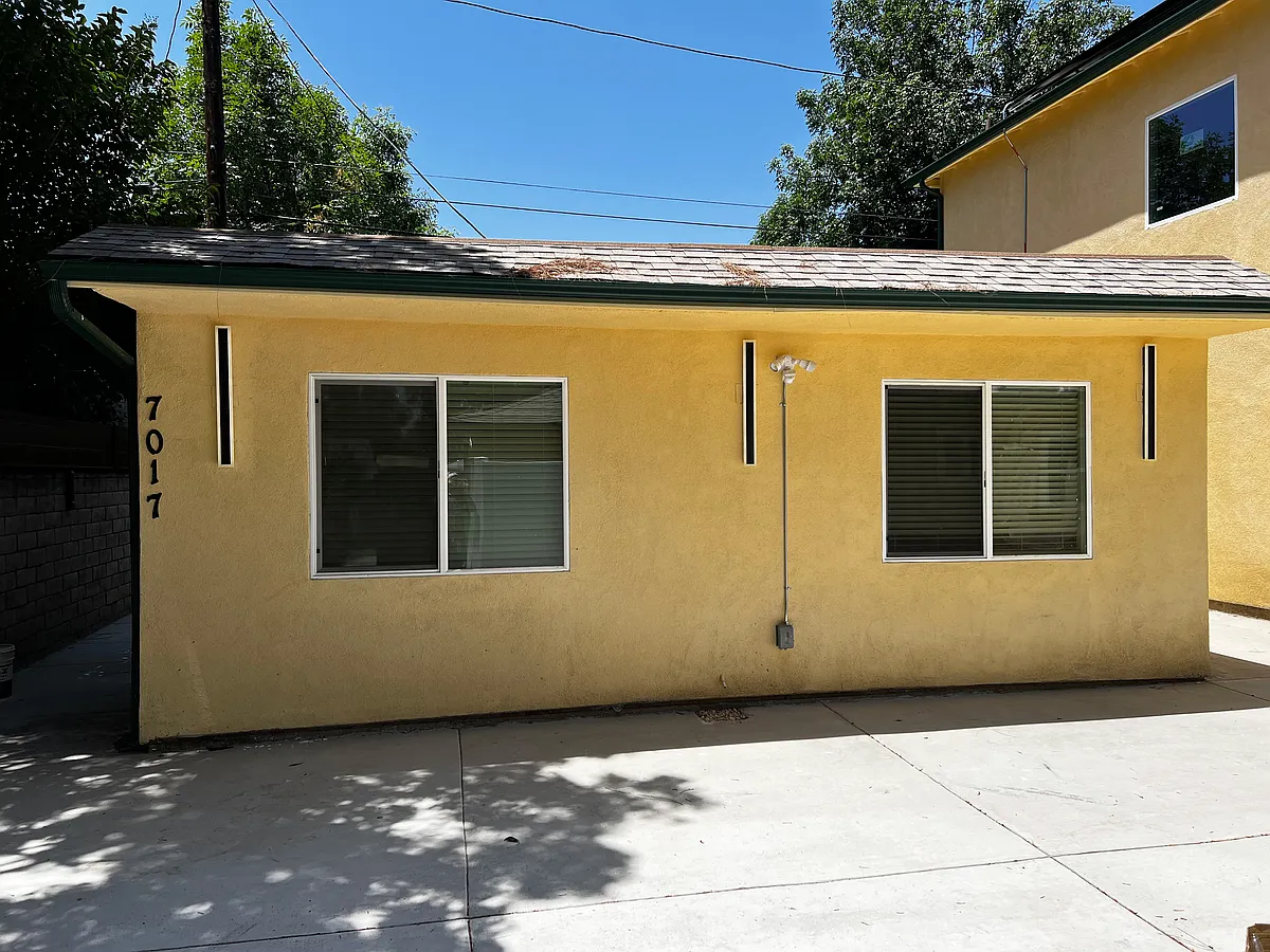 Building Photo - 7017 Jamieson Ave