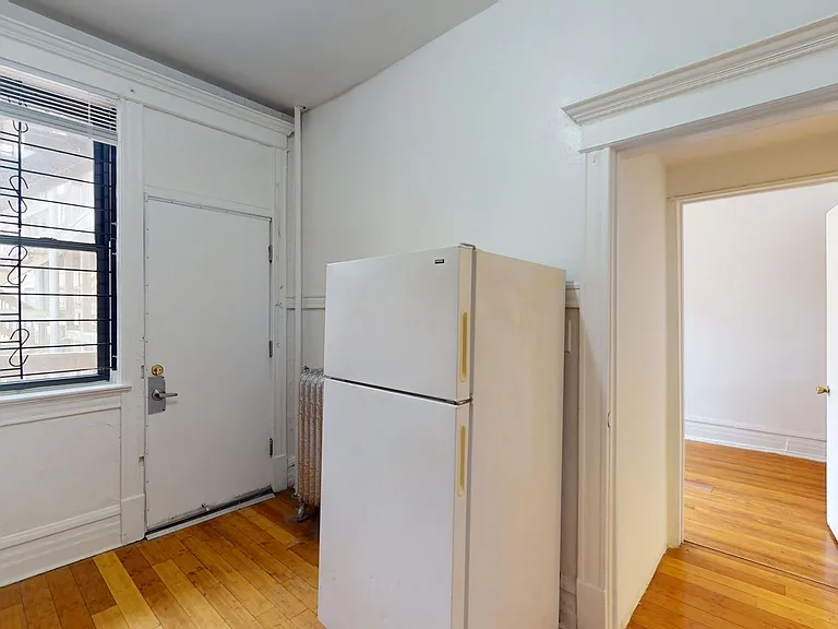 5401-5403 S. Woodlawn Avenue — Photo 12
