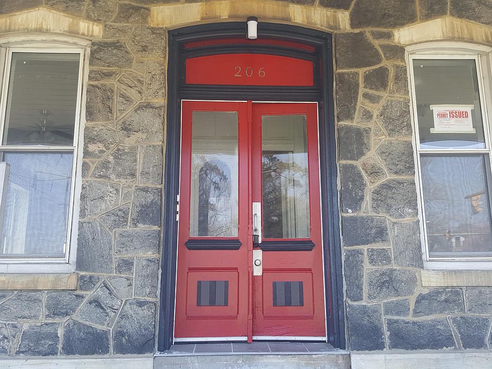 2nd image of 206 N Swarthmore Ave