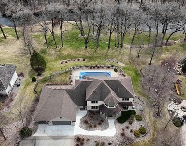 1475 River Shore Dr, Hastings, MN, 55033