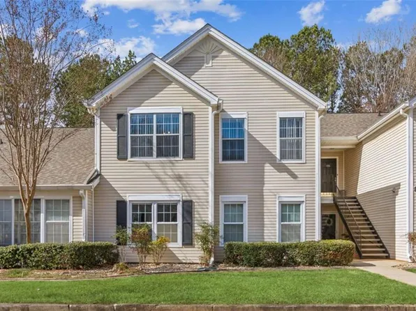 404 Ridgefield Dr, Peachtree City, GA 30269