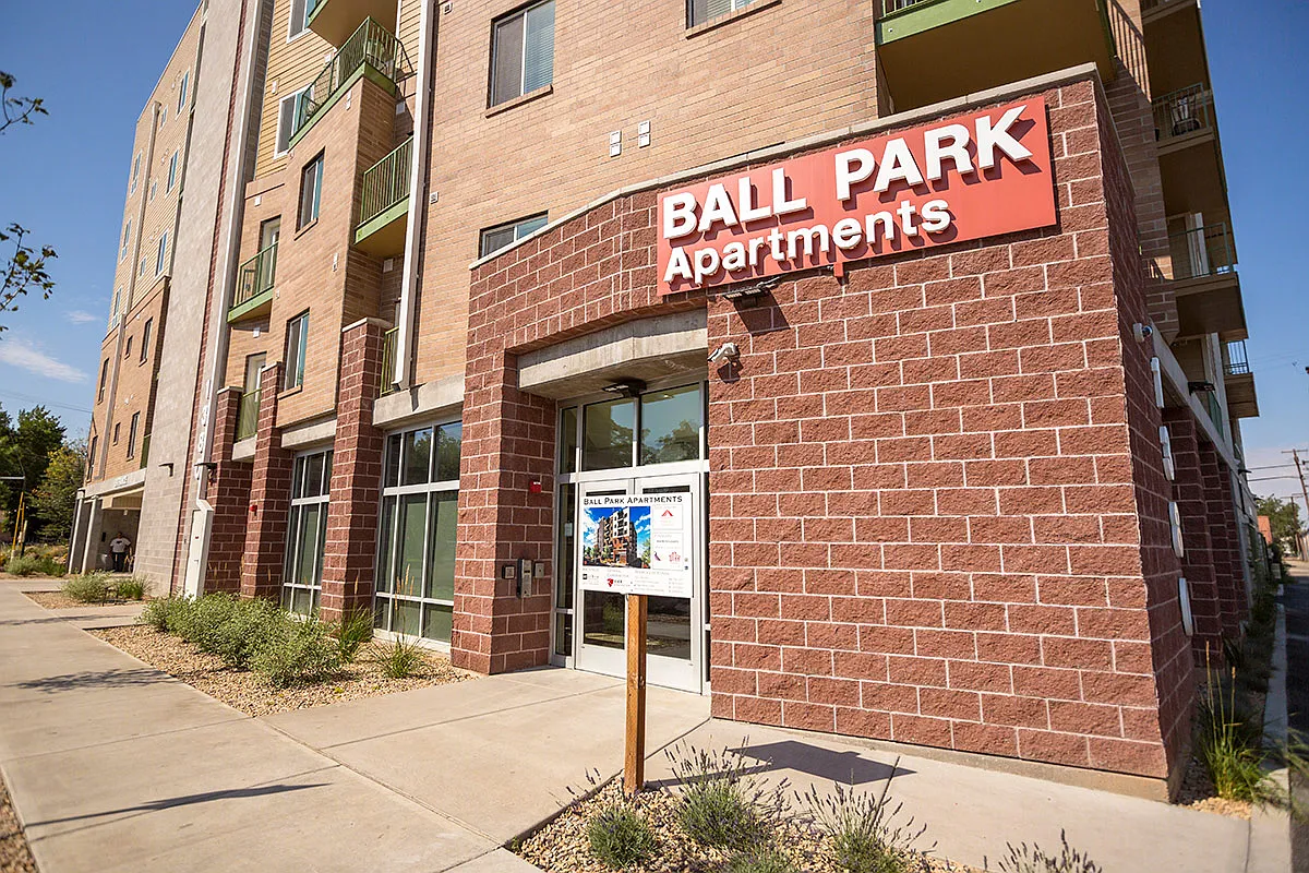 Ball Park Apartments — Photo 2