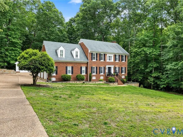 9803 Gates Bluff Dr, Chesterfield, VA 23832