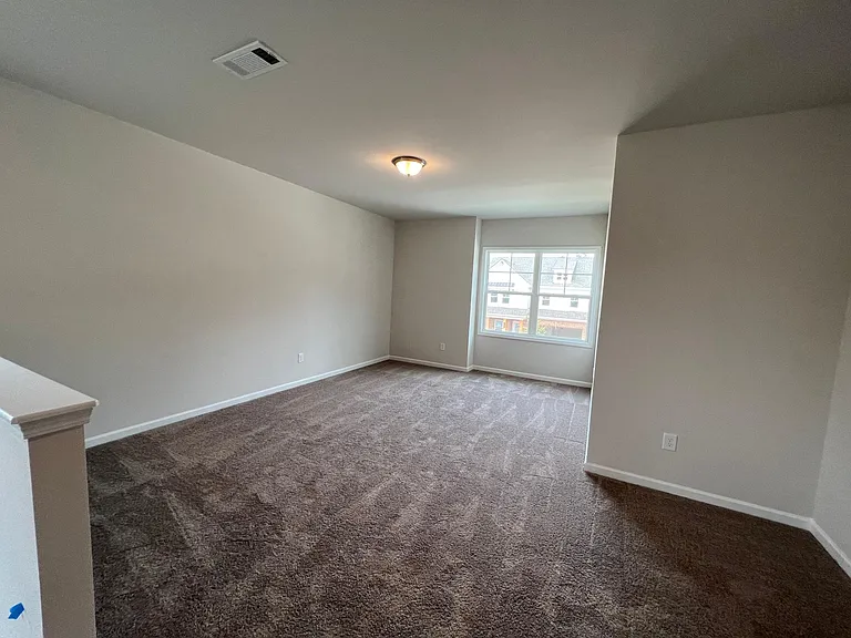 1592 Dover Creek Ln — Photo 12
