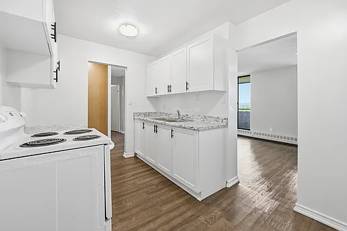 2772 Barton St E Photo 1 2772 Barton St E Photo 1