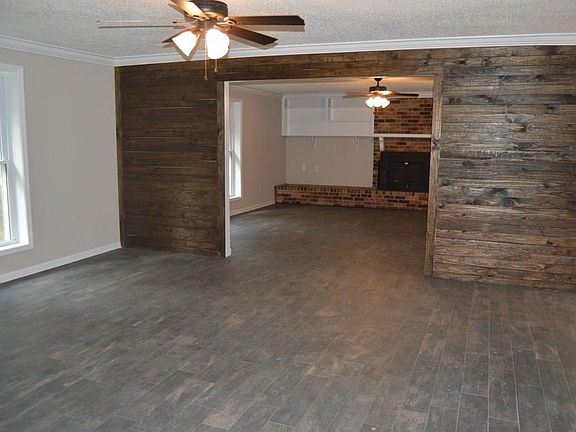 4th image of 252 Brookwood Dr