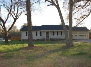 5245 Cleveland Rd, Smithfield, NC 27577