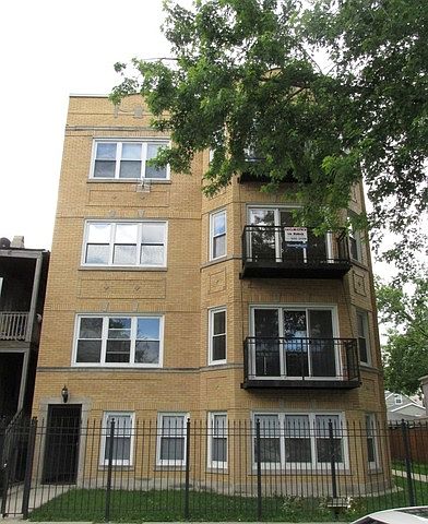 1st image of 4304 N Saint Louis Ave APT 2A