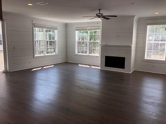 5th image of 111 Gascoigne Ave Unit 203