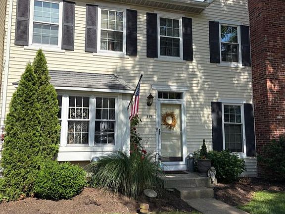 2nd image of 339 Ivanhoe Ct