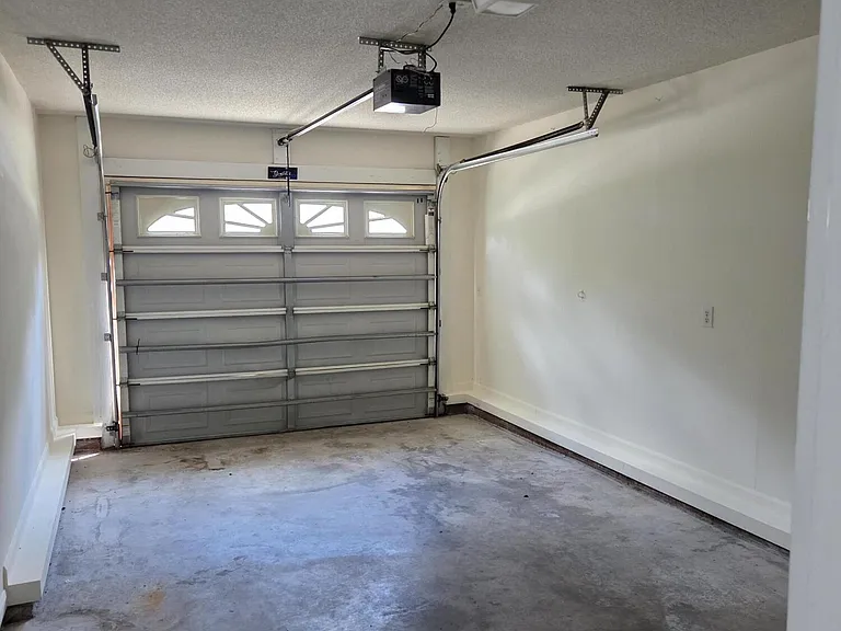 2904 Rockport Dr — Photo 14