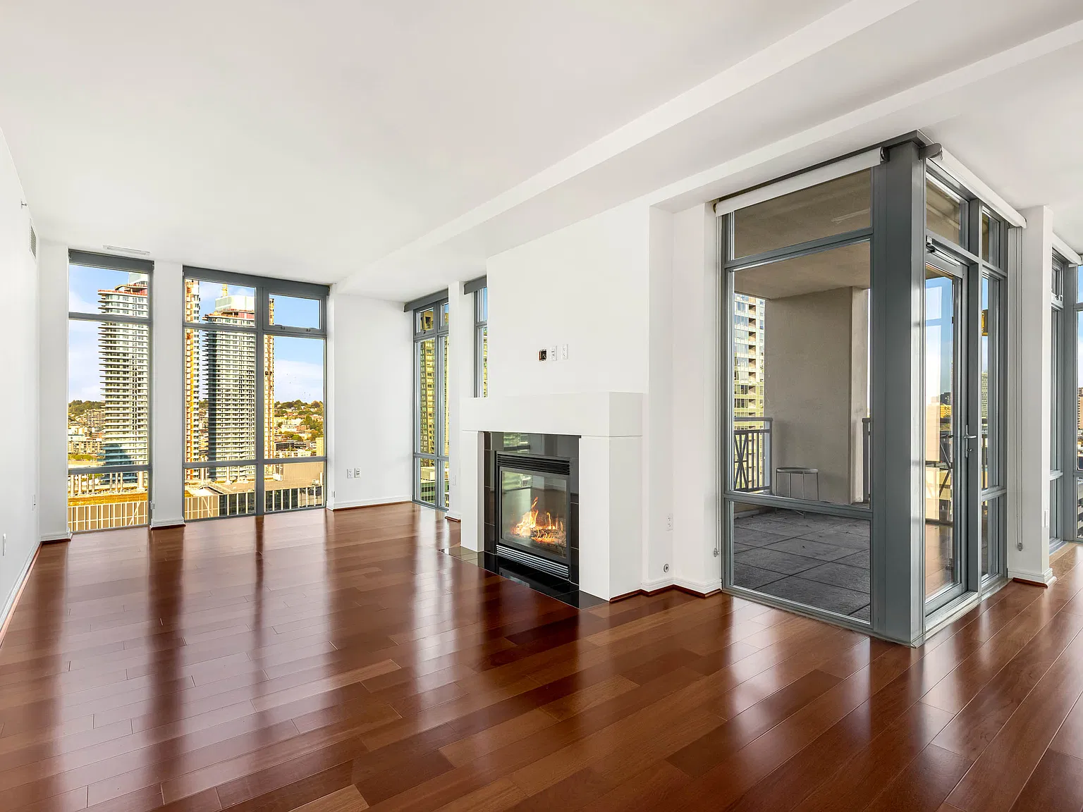 2 bed, 1403 sqft, $4,895 — Photo 4