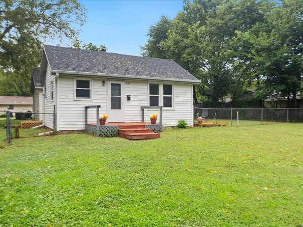 637 N Walnut Avenue, Republic, MO 65738