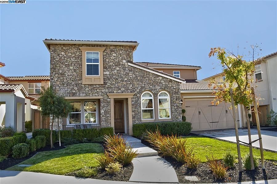 1st image of 618 Colmar Ct