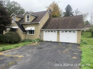 703 N Water St, Rural Valley, PA 16249