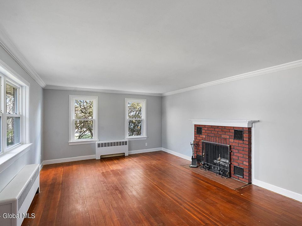 2170 River Road, Niskayuna, NY 12309 Zillow