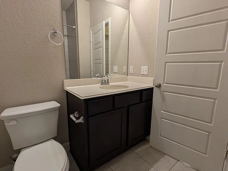 1211 Old FM 306 — Photo 23