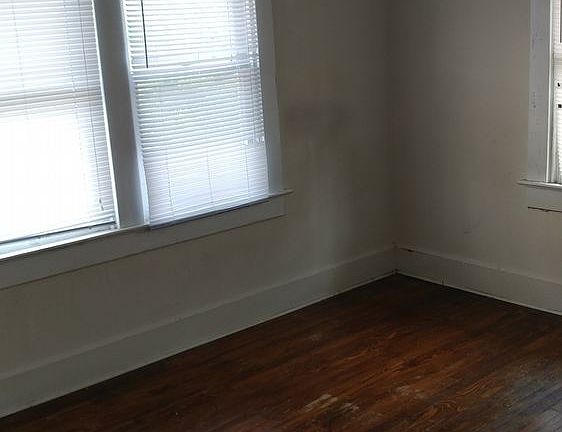 2nd image of 133 N Bosart Ave