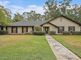 106 Summit Ridge Dr, Brandon, MS 39042