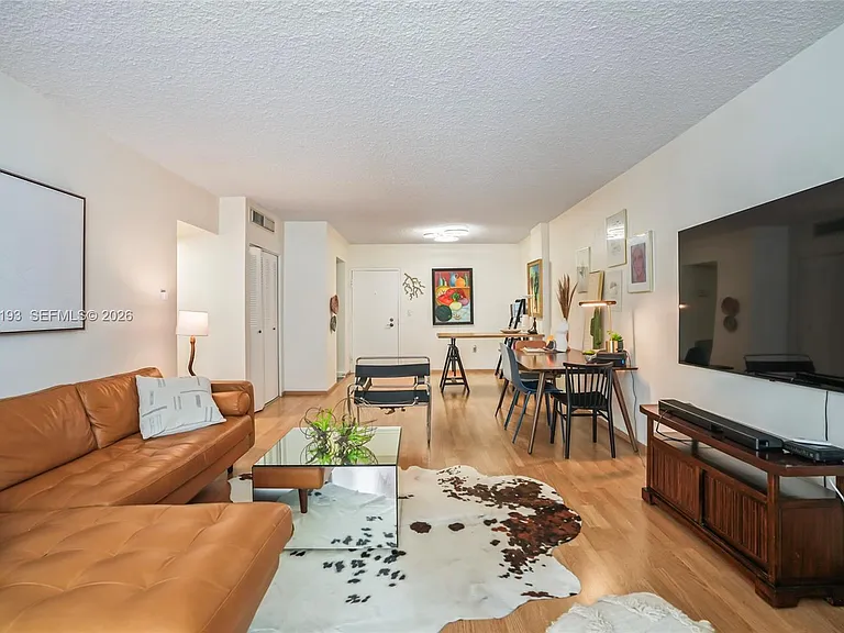 800 West Ave #738 — Photo 3