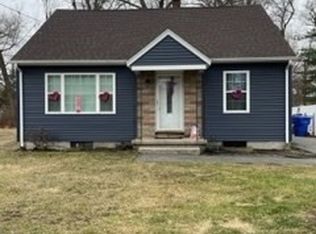 114 Lamont St, Springfield, MA 01119