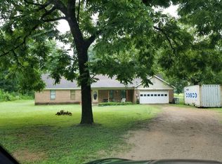 8468 Quito Rd, Millington, TN 38053