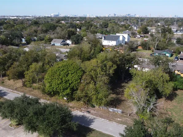 3517 Jipsie Ln, Houston, TX 77051